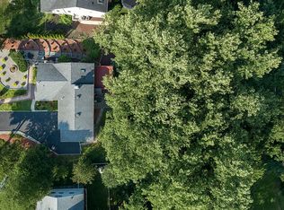 1087 Sunny View Rd, Mountainside, NJ 07092