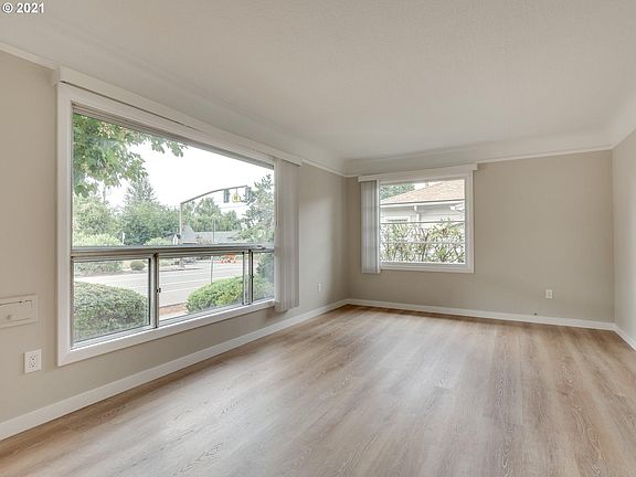 Living/ dining room