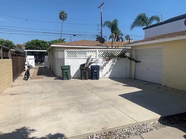 715 Alabama St — Photo 3