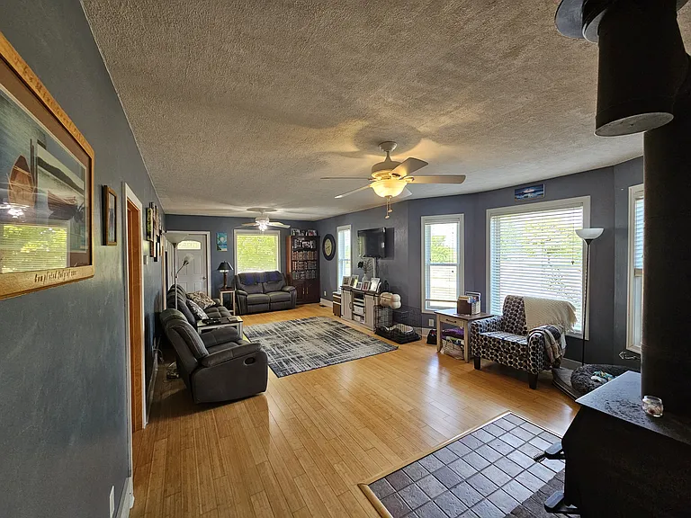 12904 Blair St — Photo 6