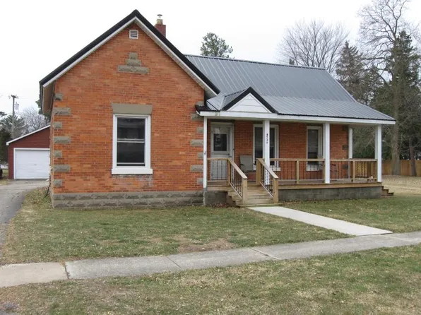 6730 3rd St, Cass City, MI 48726