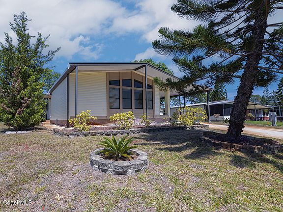 2nd image of 334 San Roberto Dr