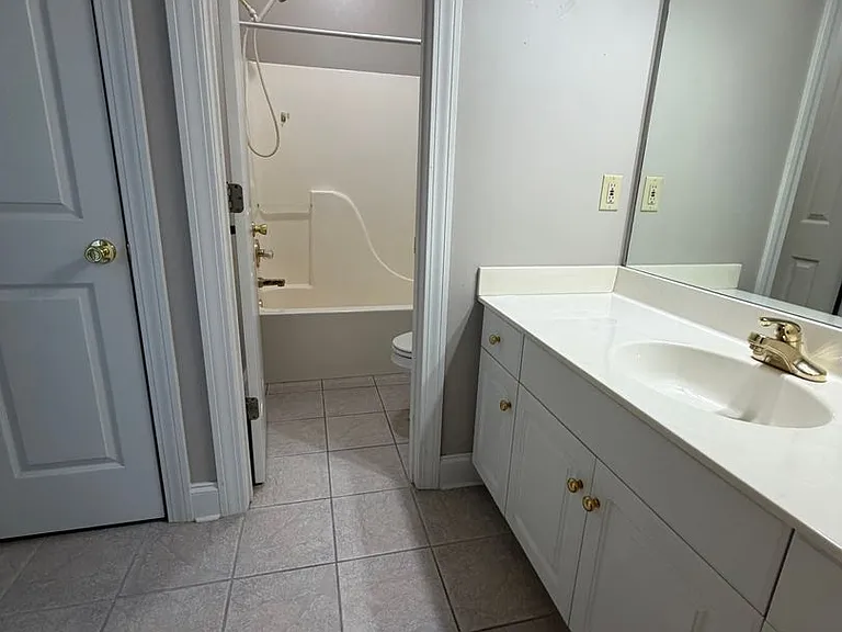 25 Plainsbrook Pl — Photo 9