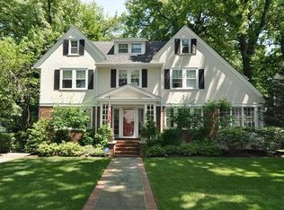 120 Corona Ave, Pelham, NY 10803
