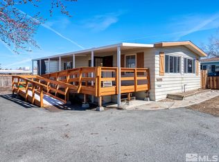 16225 Rhyolite Cir, Reno, NV 89521