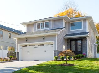 76 Westervelt Pl, Cresskill, NJ 07626