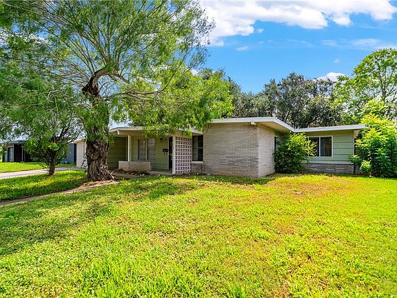 4th image of 734 Santa Elena Dr