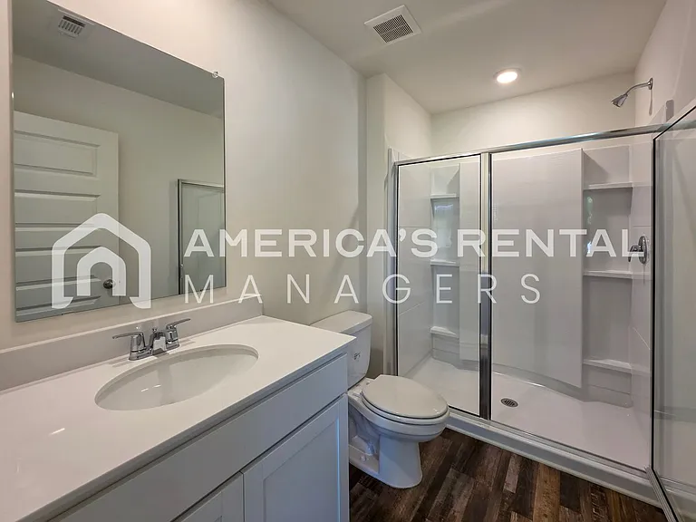 2400 Sky Dr — Photo 33