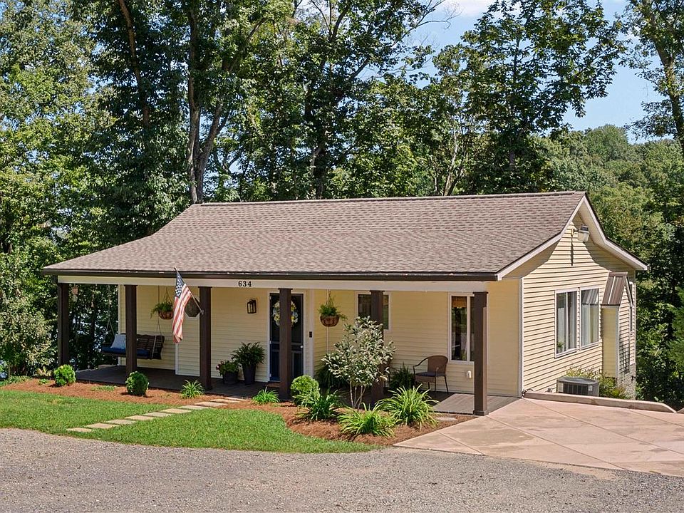1st image of 634 Settlers Point Rd