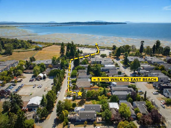 871 Kent St, White Rock, BC V4B 4S7