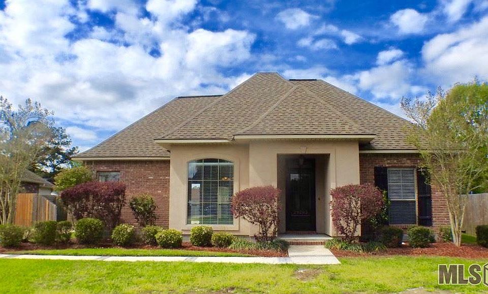 1st image of 29203 Red Willow Dr