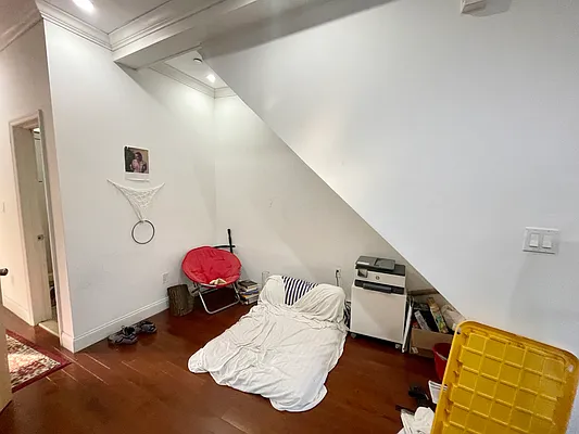 Rented by Ink Realty Services LLC | media 26