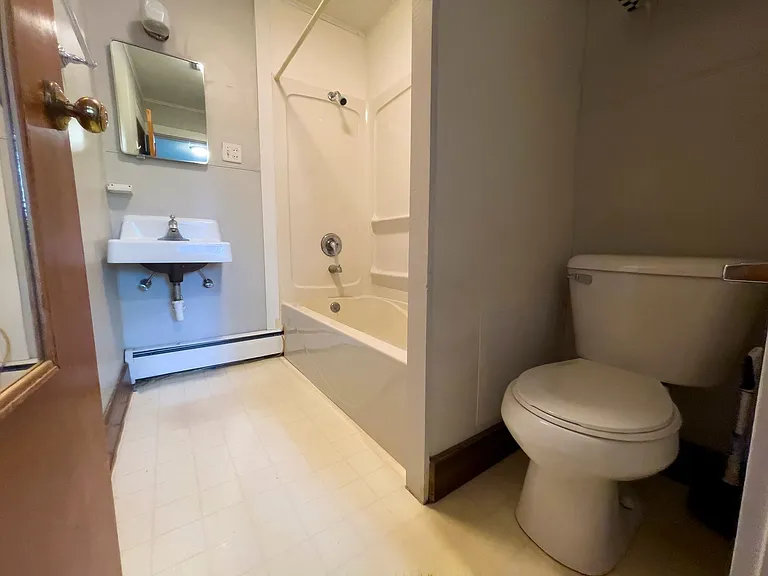 1517 W Main St #3 — Photo 7