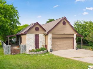 705 Ashley Ct, San Marcos, TX 78666