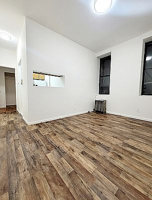 1st image of 338 E 15th St #F