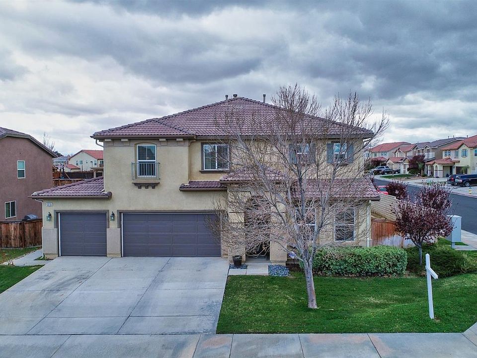 2nd image of 13735 Hanford Ct