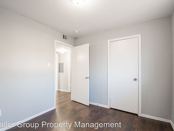 4th image of 1443 S Ewing Ave APT 101