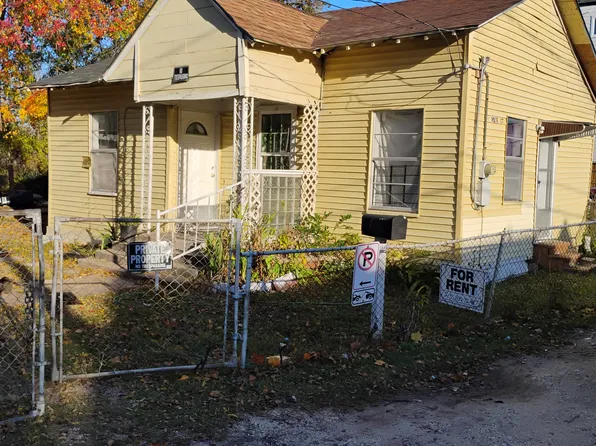 1 Rose Ct, Houston, TX 77004