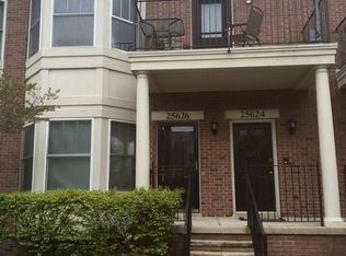 25626 Portico Ln #1, Novi, MI 48375