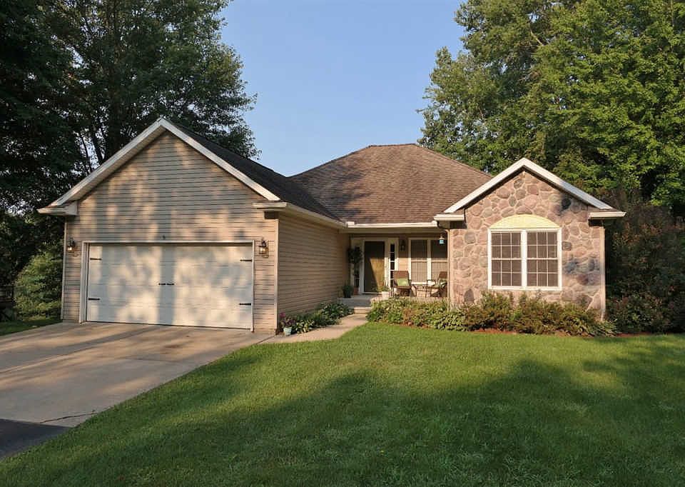 1st image of 9110 Pineview Lake Dr