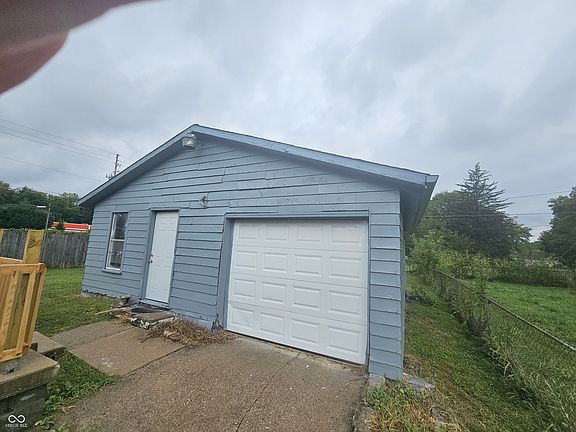 4th image of 2418 W 18th St