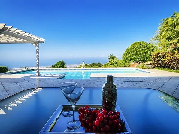 73-4464 Hane St, Kailua Kona, HI 96740