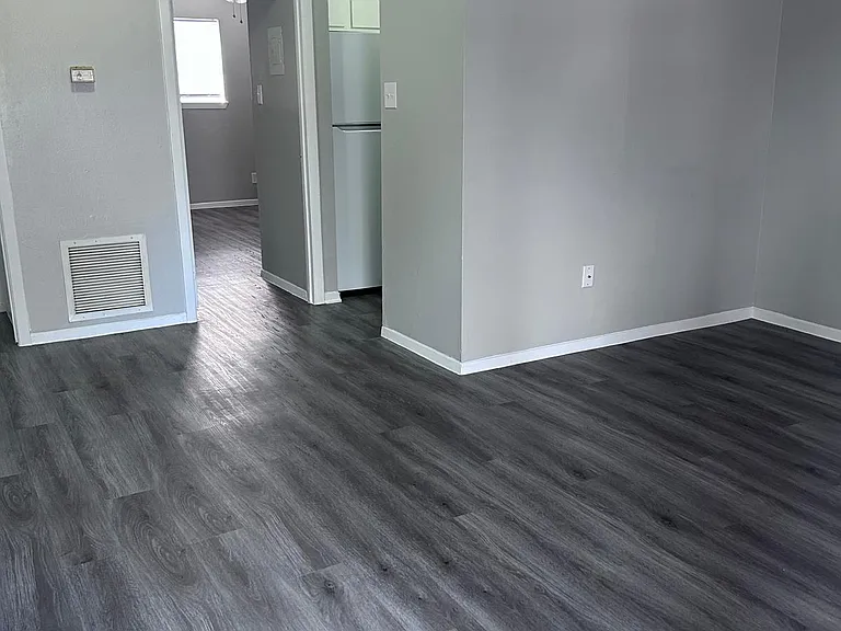 McIntyre Apartments — Photo 35