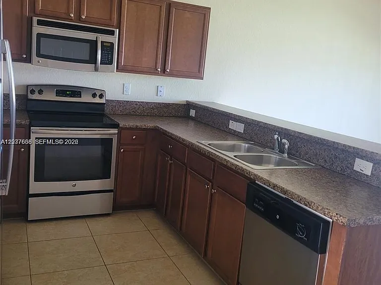 3537 W 89th Pl #NA — Photo 5