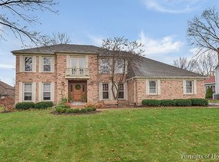 402 Brighton Dr, Wheaton, IL 60189