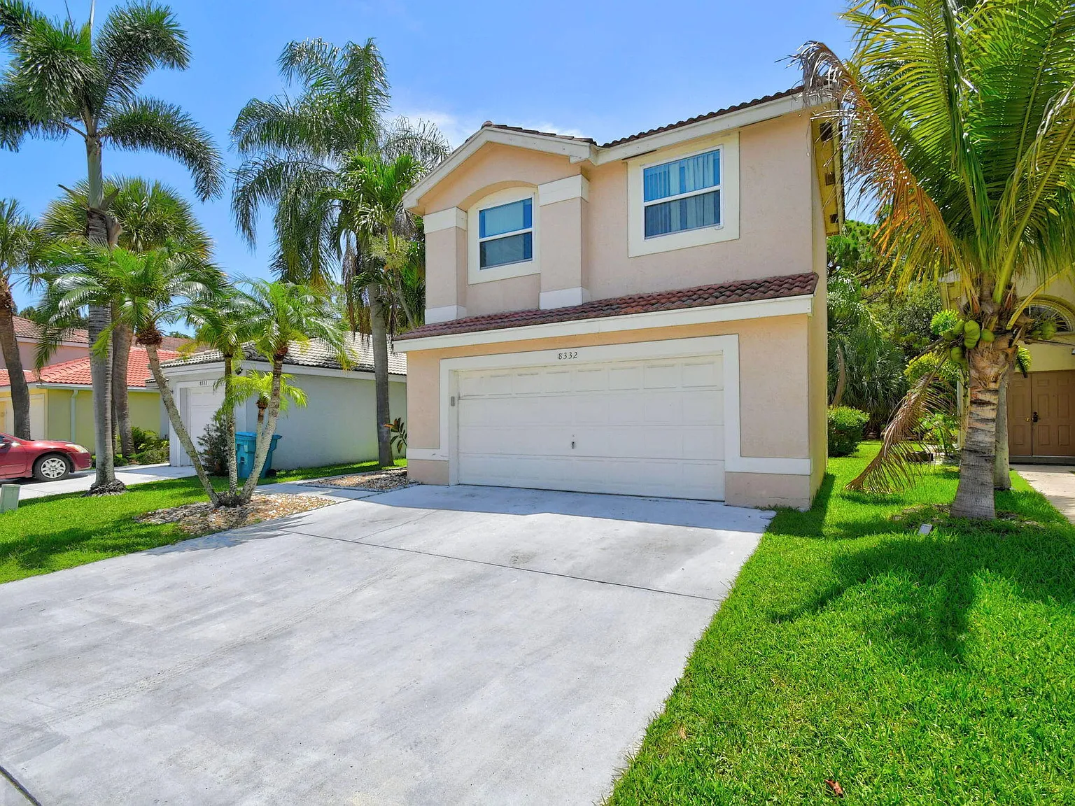 3 bed, 2.5 bath, 2009 sqft, $3,500 — Photo 2