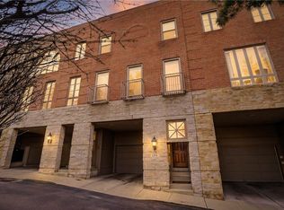 136 N Woodland Rd, Pittsburgh, PA