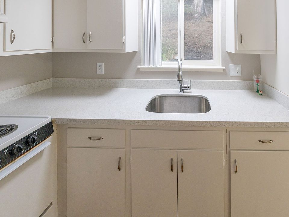 1st image of 360 Talbot Ave APT 10