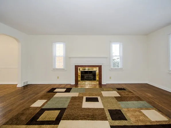 176 Poplar Ave NW, Canton, OH 44708