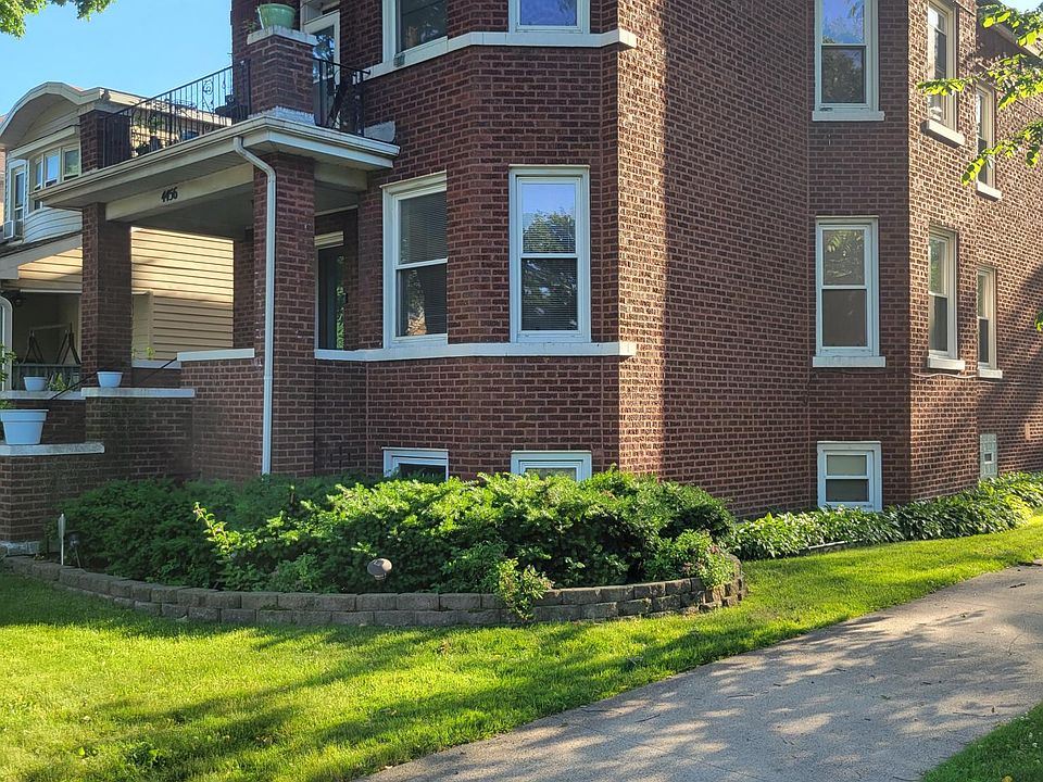 1st image of 4456 N Kenton Ave Floor 1