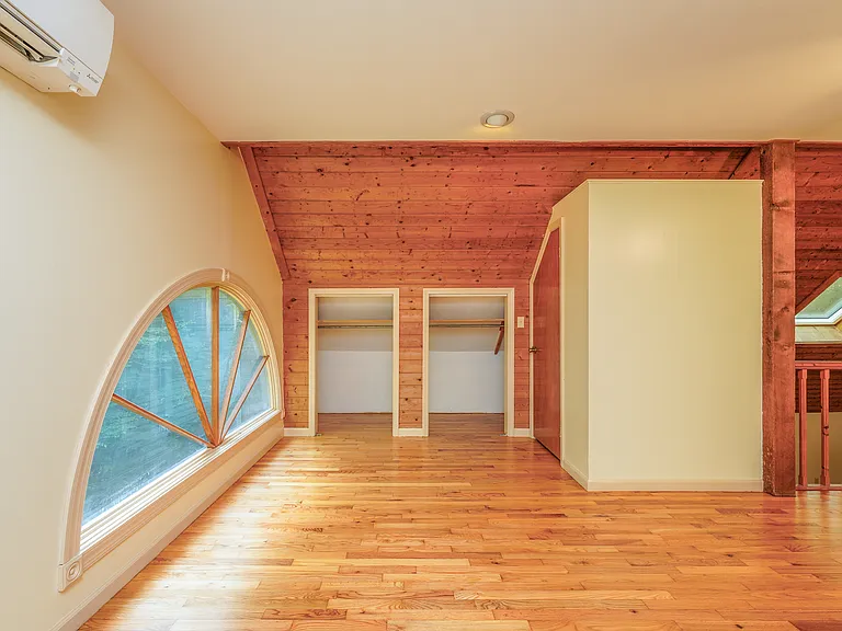 480 Wingfield Way — Photo 7