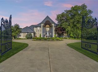 3892 Deer Run Oval, Richfield, OH 44286