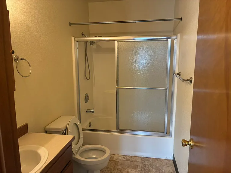3400 E College Way — Photo 2