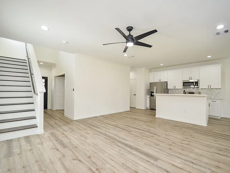 9722 Champion Heavens Dr — Photo 5