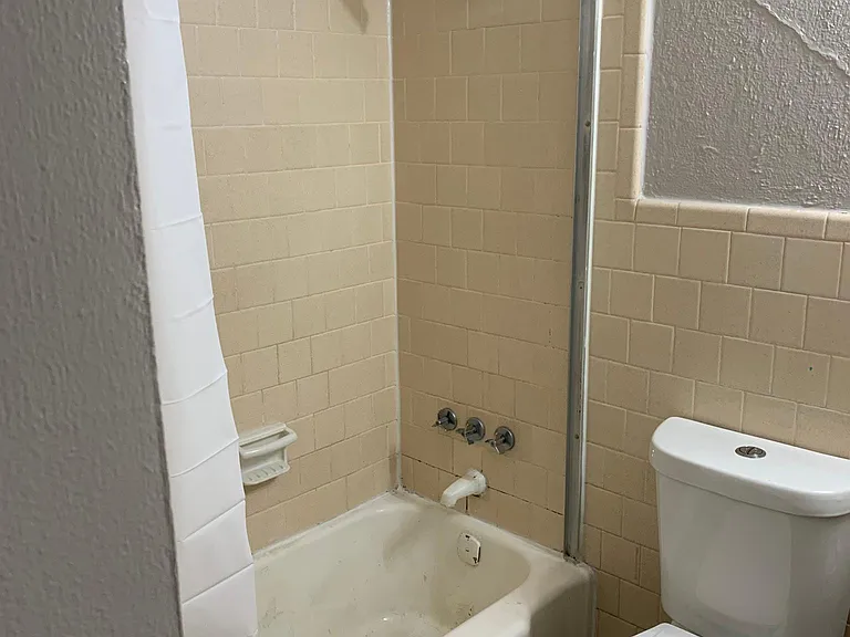 723 Britton Ave #2 — Photo 12