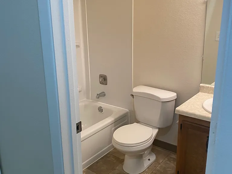 Northwind Apartments — Photo 4