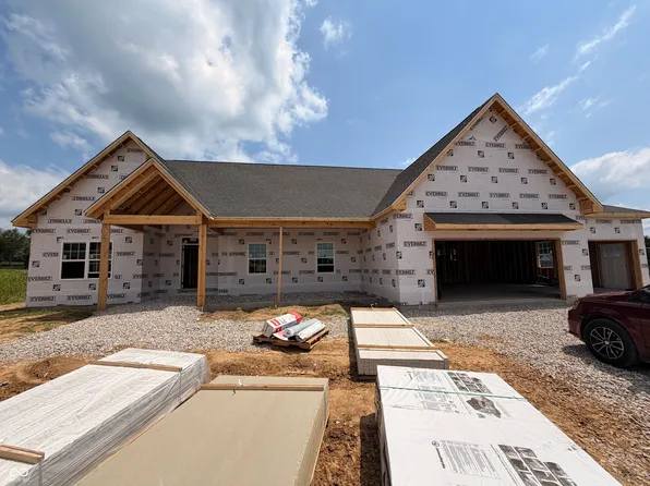 16 Pine Hills Ct, Crawfordsville, IN 47933
