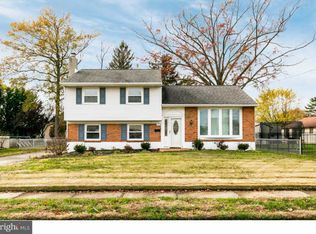 106 Tilford Rd, Somerdale, NJ 08083
