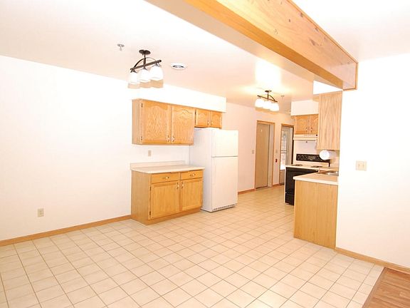 4th image of 1517 Clarence Ct APT 5