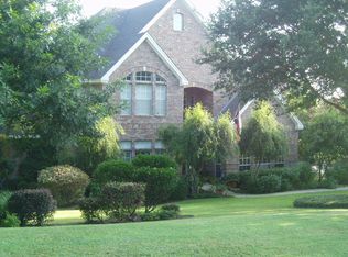 40 Woodland Ln, Round Rock, TX 78664