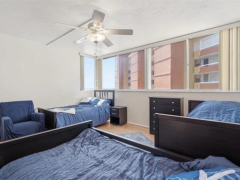 17920 Gulf Blvd #1401 — Photo 28