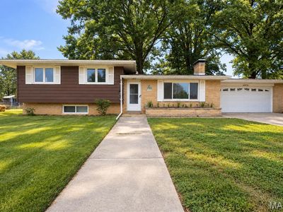 4806 Pierce Ln, Godfrey, IL, 62035