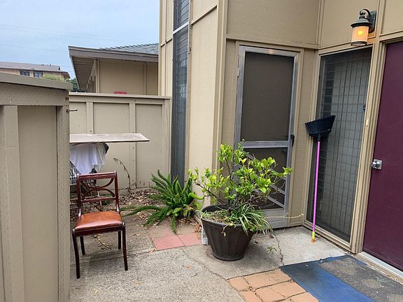 2nd image of 451 Dela Vina Ave APT 216