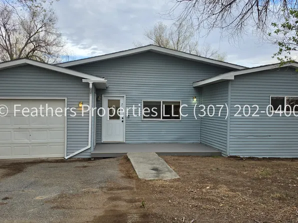 217 Central Ave, Deaver, WY 82421