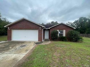 5266 Persimmon Ln, Milton, FL 32570