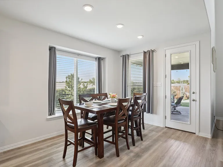 2804 Fireside Ln — Photo 19